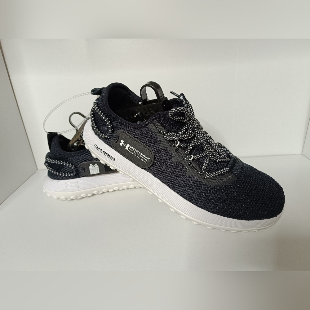 Under Armour Men’s UA Fat Tire Venture Sz 10 Pro Shoes Black / White 3027562 002